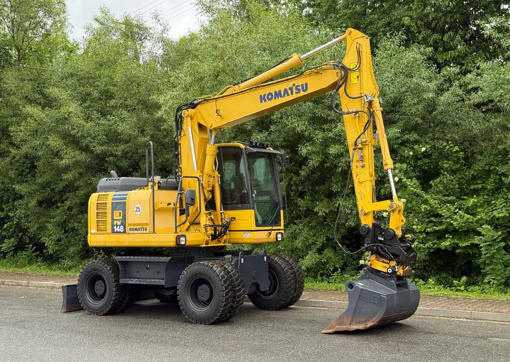 Komatsu * Komatsu PW 148 *ROTOTILT * Sprowadzona * Stan Perfekcyjny * Koparka Kołowa * - Bager točkaš: slika 2 Komatsu * Komatsu PW 148 *ROTOTILT * Sprowadzona * Stan Perfekcyjny * Koparka Kołowa * - Bager točkaš: slika 2