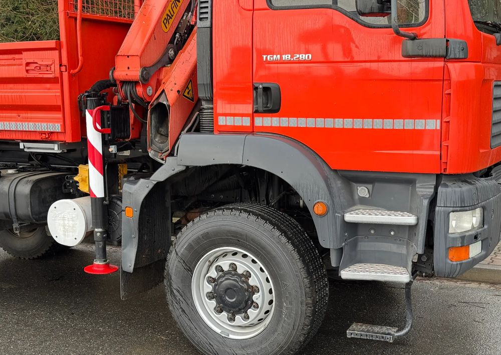 MAN * TGM 18-280 MAN 4x4 HDS Palfinger PK10500 * Kiper Wywrotka * Bardzo Dobry Stan - Istovarivač: slika 5 MAN * TGM 18-280 MAN 4x4 HDS Palfinger PK10500 * Kiper Wywrotka * Bardzo Dobry Stan - Istovarivač: slika 5
