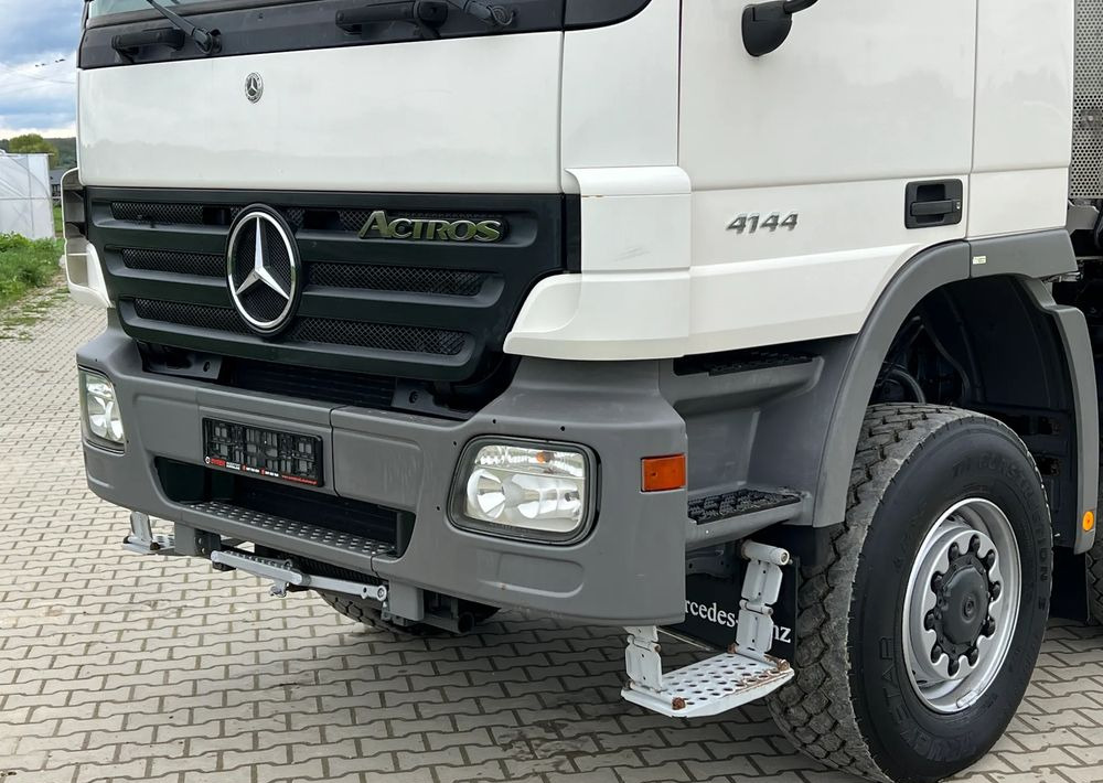 Mercedes-Benz * HDS Palfinger 150002 + FLY JIB PJ 170 * Mercedes Actros 8x6 * Dźwig * 40 TON * Wyciągarka * 35 Metrów * Kosz * - Kamion sa dizalicom: slika 4 Mercedes-Benz * HDS Palfinger 150002 + FLY JIB PJ 170 * Mercedes Actros 8x6 * Dźwig * 40 TON * Wyciągarka * 35 Metrów * Kosz * - Kamion sa dizalicom: slika 4
