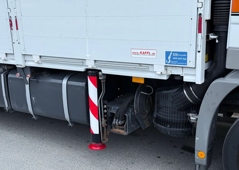 Mercedes-Benz * Mercedes Actros * KRAN HDS Palfinger PK 44002 Performance * Sprowadzony * Stan Perfekcyjny * - Kamion sa tovarnim sandukom, Kamion sa dizalicom: slika 5 Mercedes-Benz * Mercedes Actros * KRAN HDS Palfinger PK 44002 Performance * Sprowadzony * Stan Perfekcyjny * - Kamion sa tovarnim sandukom, Kamion sa dizalicom: slika 5