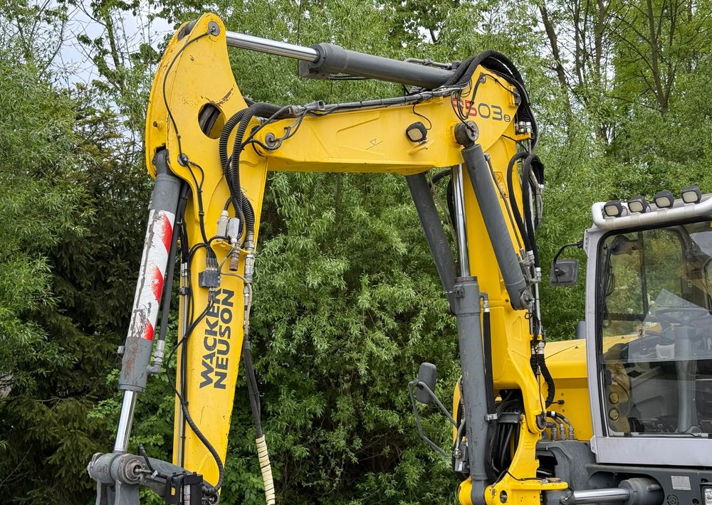 Wacker Neuson * Koparka Kołowa * Wacker Neuson 9503 * Rototilt * Bardzo Dobry Stan * - Bager točkaš: slika 3 Wacker Neuson * Koparka Kołowa * Wacker Neuson 9503 * Rototilt * Bardzo Dobry Stan * - Bager točkaš: slika 3
