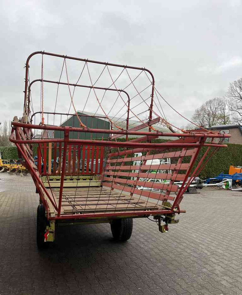 Bergmann Opraapwagen, ladewagen, weidebouwmachines - Prikolica sa automatskim punjenjem: slika 4 Bergmann Opraapwagen, ladewagen, weidebouwmachines - Prikolica sa automatskim punjenjem: slika 4