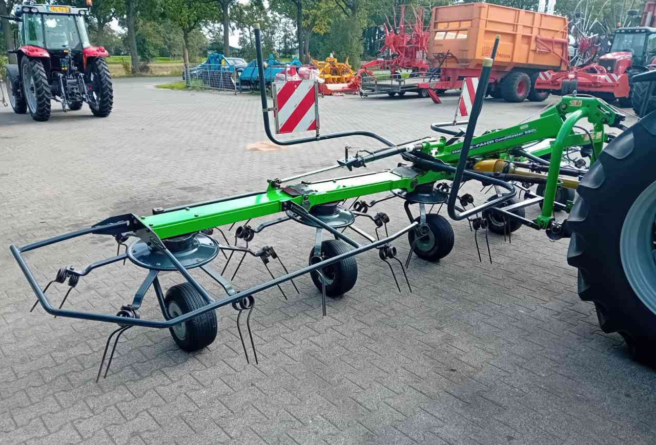 Deutz-Fahr Condimaster 6821 schudder weidebouwmachines - Prevrtač/ Grabuljač: slika 5 Deutz-Fahr Condimaster 6821 schudder weidebouwmachines - Prevrtač/ Grabuljač: slika 5