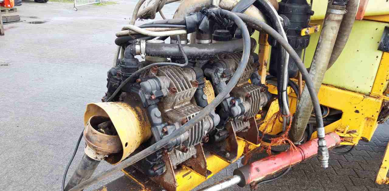 Dubex Vector 33 m. 3200 l. veldspuiten - Vučena prskalica: slika 5 Dubex Vector 33 m. 3200 l. veldspuiten - Vučena prskalica: slika 5