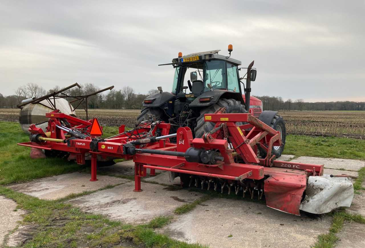 Lely Triplo 801 vlindermaaier, triplomaaier weidemachines - Kosačica: slika 1 Lely Triplo 801 vlindermaaier, triplomaaier weidemachines - Kosačica: slika 1