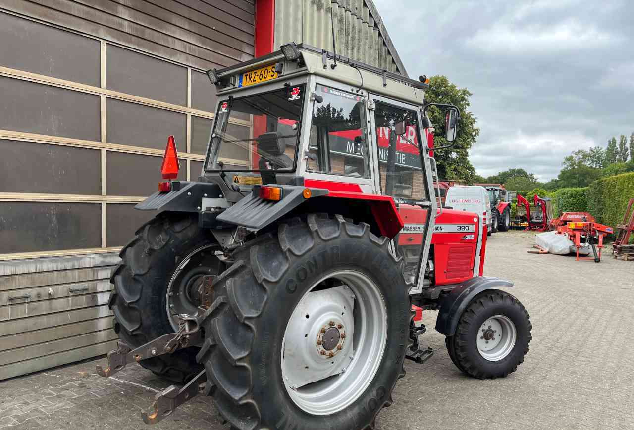 Massey Ferguson 390 2WD Tractoren - Traktor: slika 4 Massey Ferguson 390 2WD Tractoren - Traktor: slika 4