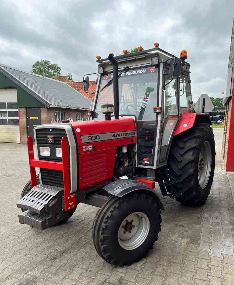 Massey Ferguson 390 2WD Tractoren - Traktor: slika 3 Massey Ferguson 390 2WD Tractoren - Traktor: slika 3