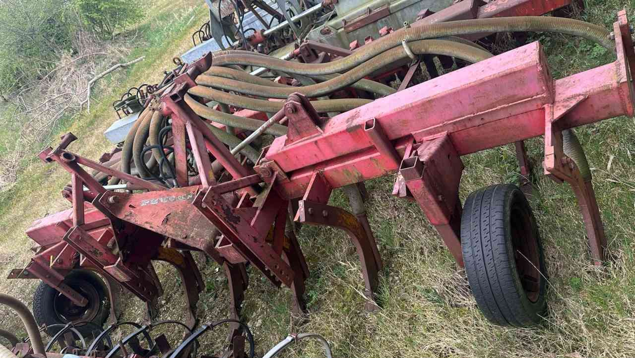 Peecon Bouwlandinjecteur, mestverwerking - Deponator gnojnice: slika 3 Peecon Bouwlandinjecteur, mestverwerking - Deponator gnojnice: slika 3