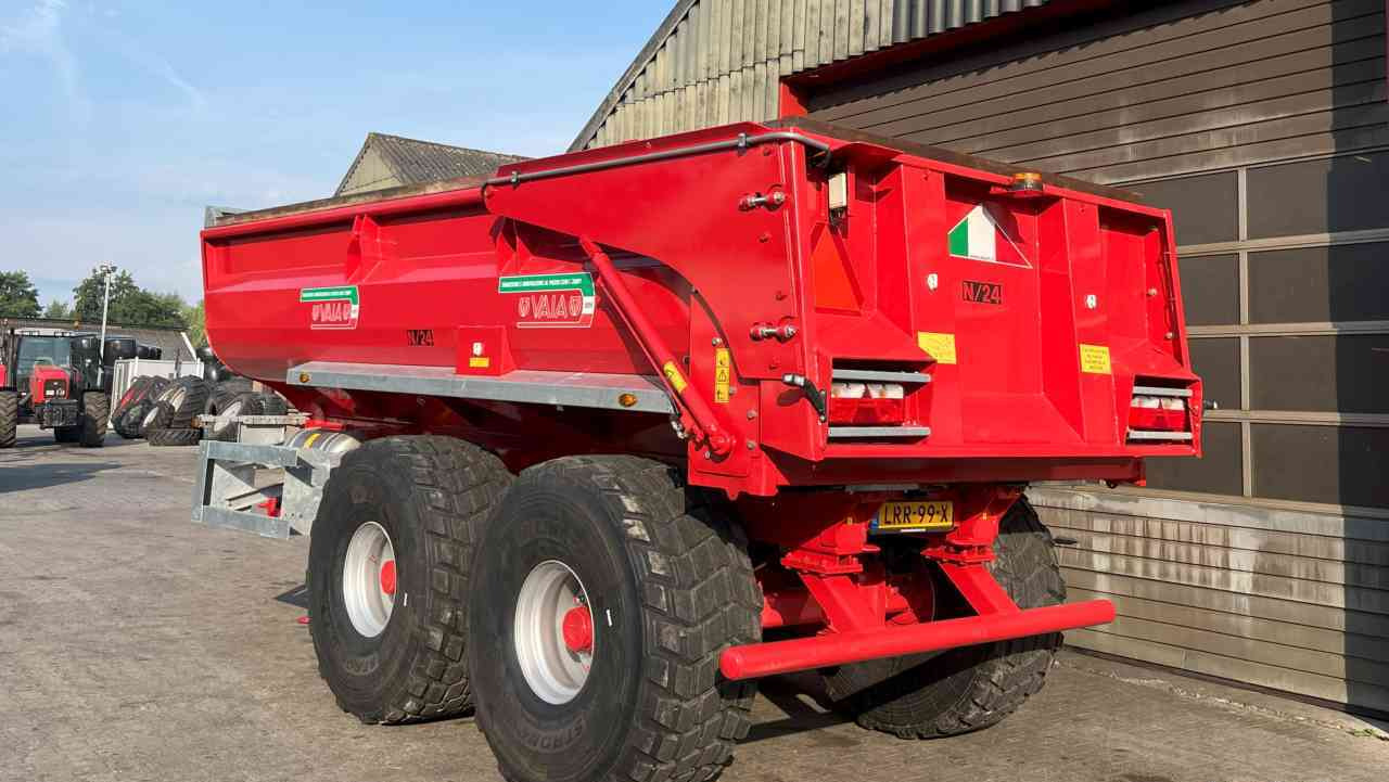 Vaia N/24 Kipper, dumper, zandkipper, gronddumper, landbouwtransport - Traktorska prikolica za farmu/ Kiper: slika 4 Vaia N/24 Kipper, dumper, zandkipper, gronddumper, landbouwtransport - Traktorska prikolica za farmu/ Kiper: slika 4