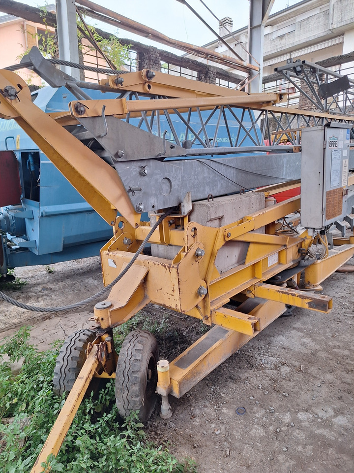 POTAIN HD10A - Brzomontažna dizalica: slika 1 POTAIN HD10A - Brzomontažna dizalica: slika 1