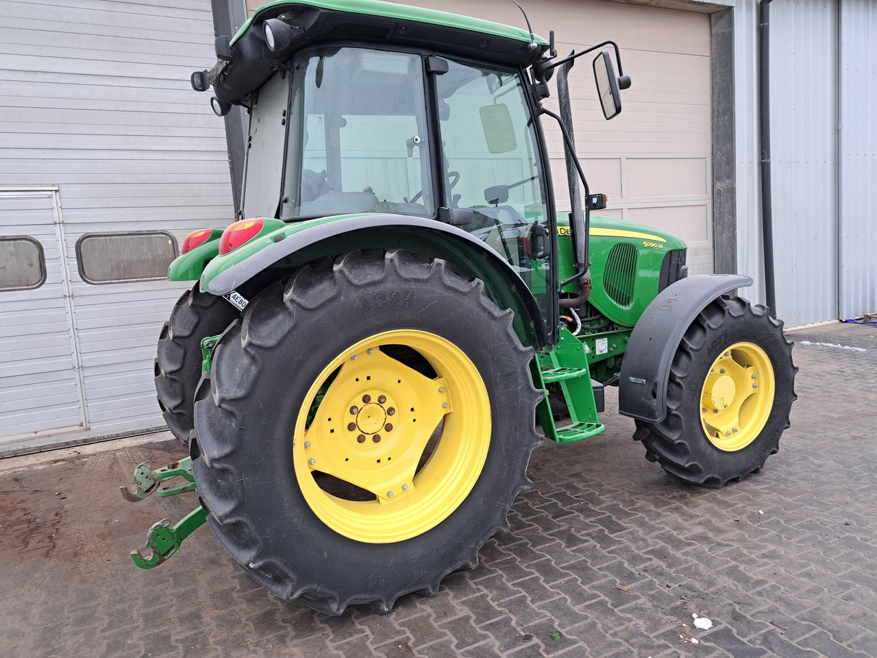 Ciągnik John Deere 5090m - Traktor: slika 5 Ciągnik John Deere 5090m - Traktor: slika 5