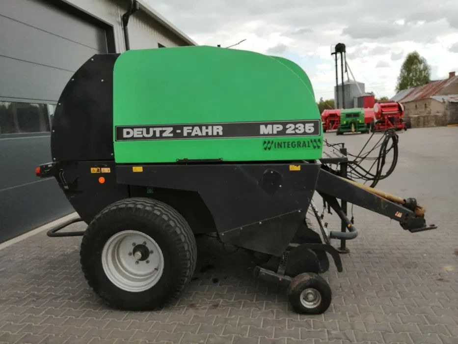 Deutz fahr MP235 - Balirka za okrugle bale: slika 2 Deutz fahr MP235 - Balirka za okrugle bale: slika 2