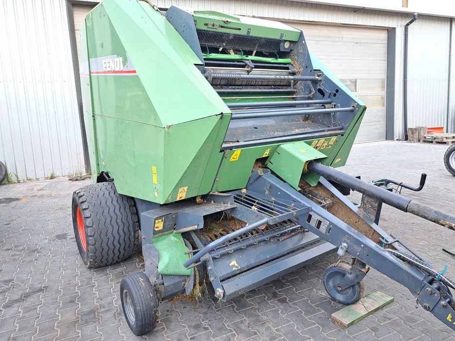 Fendt 2600 Vicon 1901 - Balirka za okrugle bale: slika 3 Fendt 2600 Vicon 1901 - Balirka za okrugle bale: slika 3