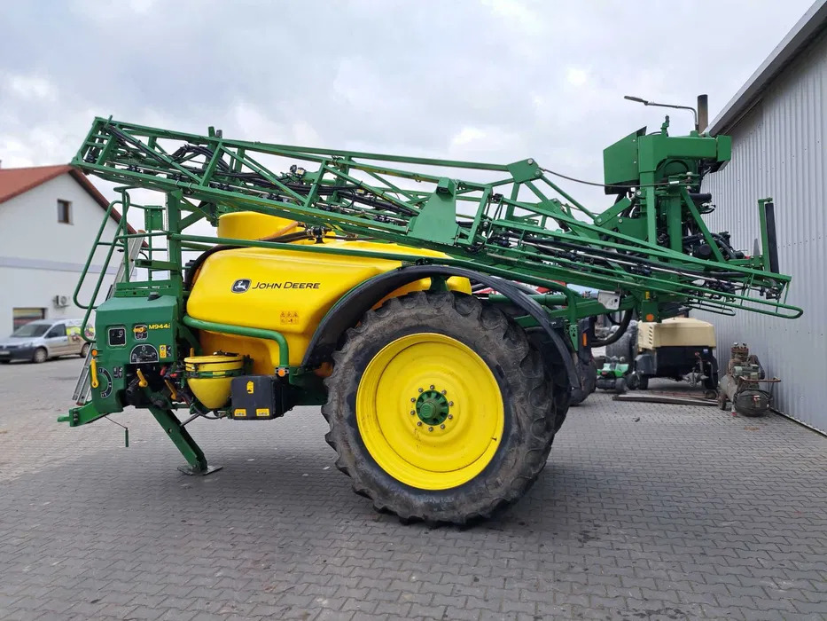John Deere M944I - Vučena prskalica: slika 2 John Deere M944I - Vučena prskalica: slika 2