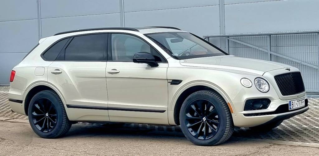 Bentley BENTAYGA 6.0 W12 - Automobil: slika 2 Bentley BENTAYGA 6.0 W12 - Automobil: slika 2