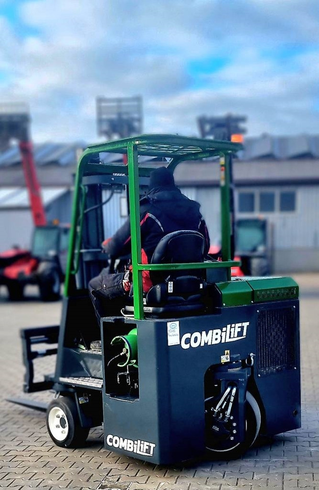 Combilift CB 2500 LPG NEW 2023 - SALE ! - Viljuškar sa 4 strane: slika 4 Combilift CB 2500 LPG NEW 2023 - SALE ! - Viljuškar sa 4 strane: slika 4