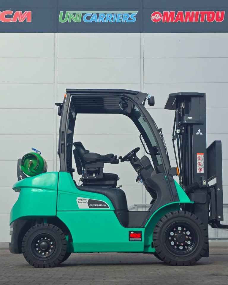 Mitsubishi FG 25 N DEMO like NEW - Gasni viljuškar: slika 3 Mitsubishi FG 25 N DEMO like NEW - Gasni viljuškar: slika 3