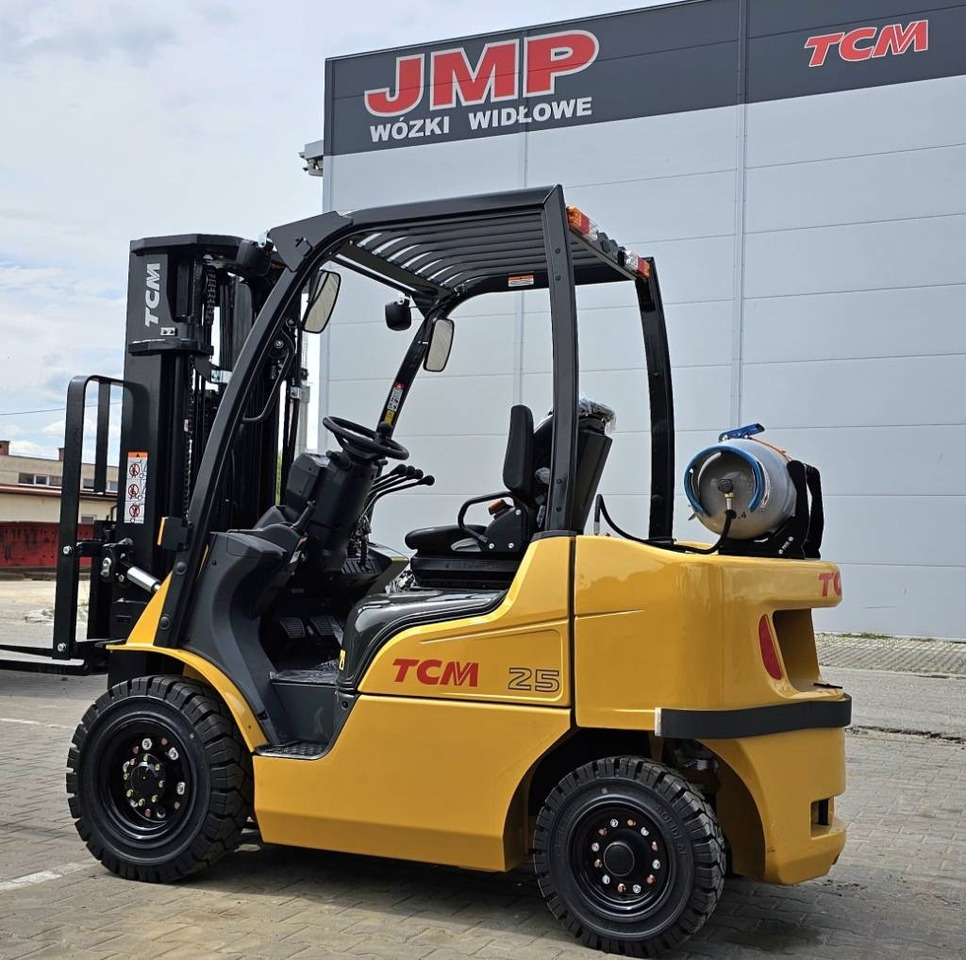 TCM FGE25-E2 UNUSED TRIPLEX4300mm - Gasni viljuškar: slika 2 TCM FGE25-E2 UNUSED TRIPLEX4300mm - Gasni viljuškar: slika 2