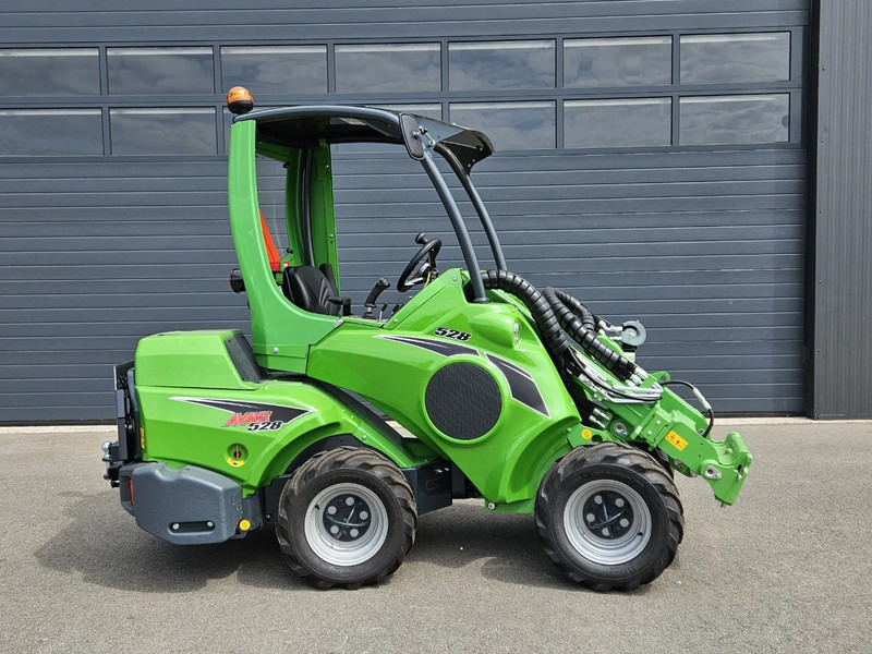Avant 528 Rental mini-shovel - Kompaktni utovarivač guseničar: slika 2 Avant 528 Rental mini-shovel - Kompaktni utovarivač guseničar: slika 2