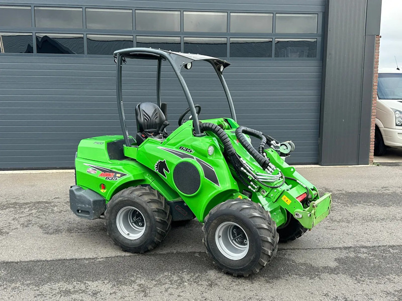 Avant 635i mini-shovel - Kompaktni utovarivač guseničar: slika 2 Avant 635i mini-shovel - Kompaktni utovarivač guseničar: slika 2