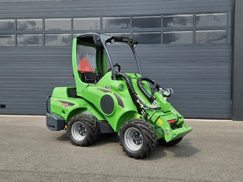 Avant E527 TDL+ mini-shovel - Kompaktni utovarivač guseničar: slika 1 Avant E527 TDL+ mini-shovel - Kompaktni utovarivač guseničar: slika 1