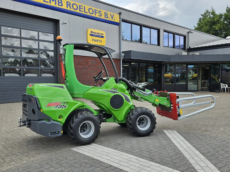 Avant Mini-shovel 735i Rental met Kemp balenklem - Kompaktni utovarivač guseničar: slika 4 Avant Mini-shovel 735i Rental met Kemp balenklem - Kompaktni utovarivač guseničar: slika 4
