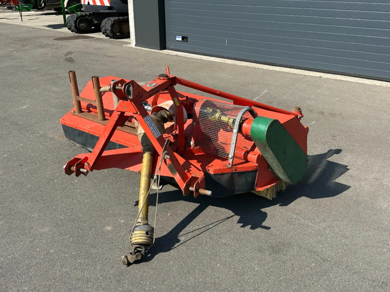 Holeras A220 V veegmachine - Industrijska mašina za metenje: slika 4 Holeras A220 V veegmachine - Industrijska mašina za metenje: slika 4