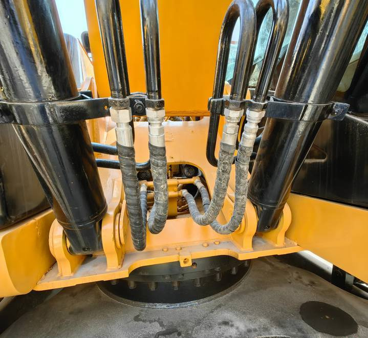 CAT 320d Caterpillar Crawler Excavator Warranty up to 10 Years CAT 320d Ковшовий екскаватор Caterpillar Гарантія до 10 Років CAT 320d Caterpillar koparka gąsienicowa Gwarancja do 10 LAT - Bager guseničar: slika 5 CAT 320d Caterpillar Crawler Excavator Warranty up to 10 Years CAT 320d Ковшовий екскаватор Caterpillar Гарантія до 10 Років CAT 320d Caterpillar koparka gąsienicowa Gwarancja do 10 LAT - Bager guseničar: slika 5