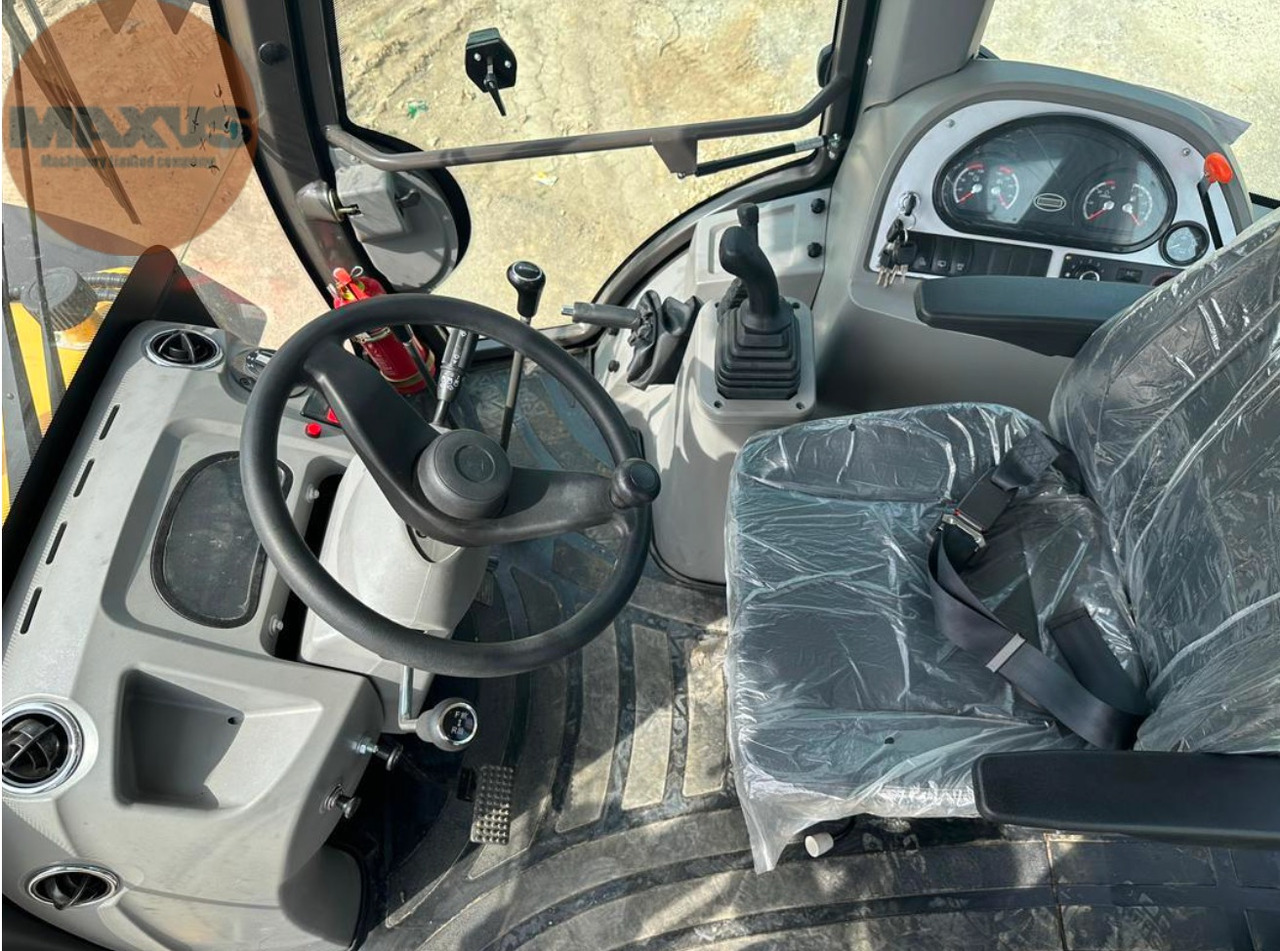 Maxus Buldoexcavator 4cx - Bager utovarivač: slika 4 Maxus Buldoexcavator 4cx - Bager utovarivač: slika 4