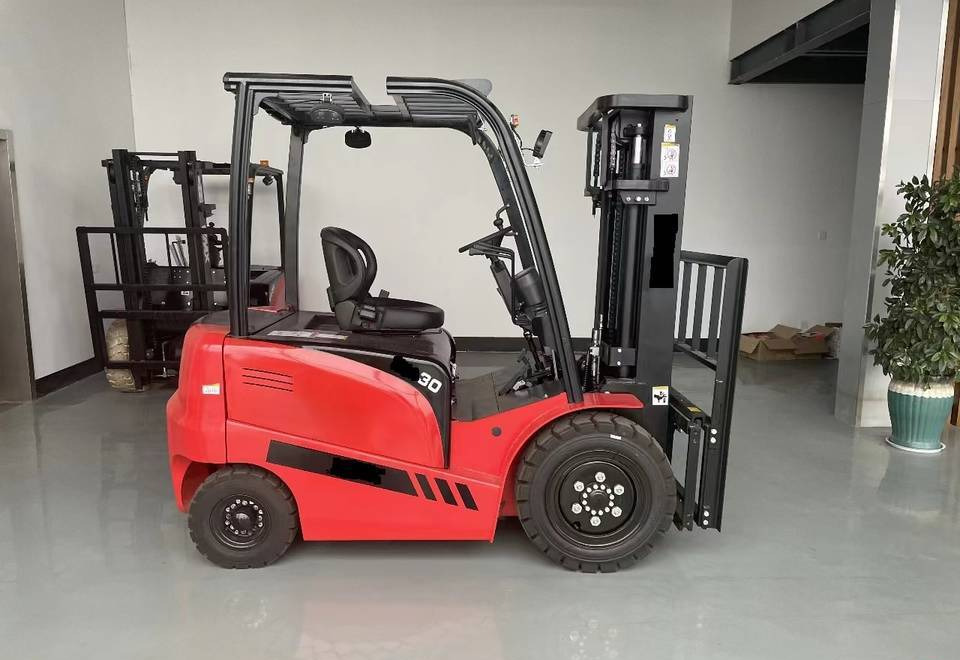 NEW MAXUS Electric Forklift 3000 kg Warranty up to 10 YEARS | НОВИЙ Електричний MAXUS вилковий навантажувач 3000 кг Гарантія до 10 РОКІВ - Električni viljuškar: slika 2 NEW MAXUS Electric Forklift 3000 kg Warranty up to 10 YEARS | НОВИЙ Електричний MAXUS вилковий навантажувач 3000 кг Гарантія до 10 РОКІВ - Električni viljuškar: slika 2