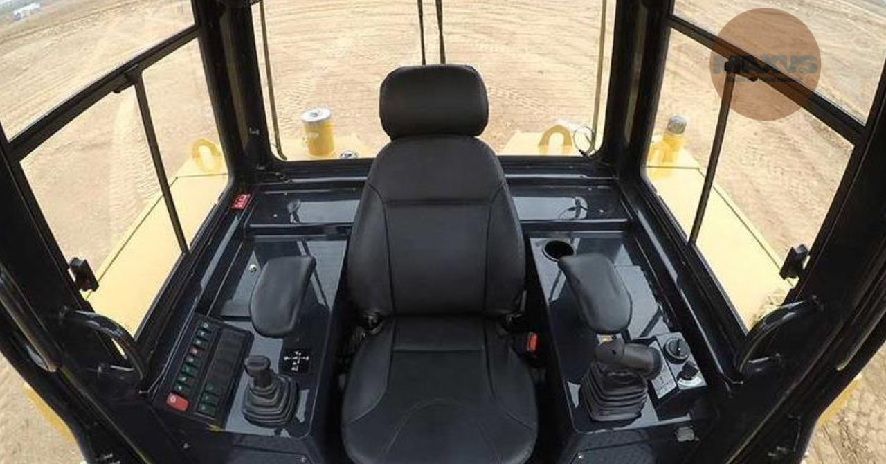 Нова Бульдозер MAXUS 235 к.с. 24 тонни - Buldožer: slika 3 Нова Бульдозер MAXUS 235 к.с. 24 тонни - Buldožer: slika 3