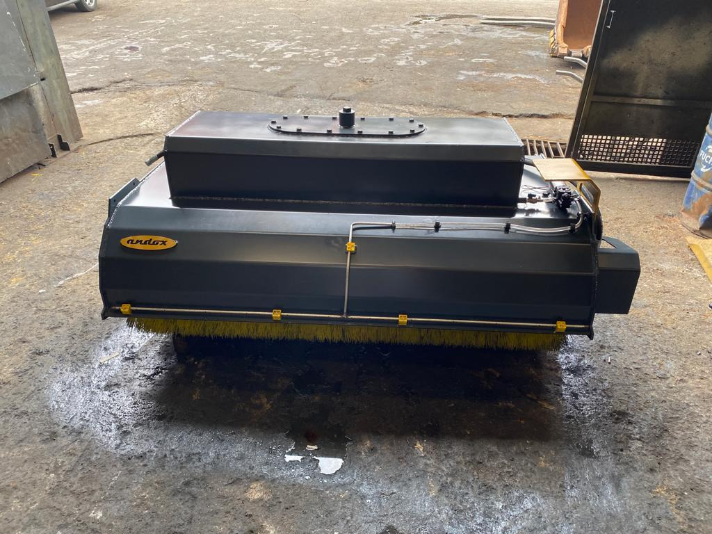 Bobcat - Metle za Korisno/ Posebno vozilo: slika 5 Bobcat - Metle za Korisno/ Posebno vozilo: slika 5