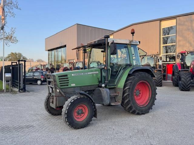 Fendt 307c 2wd - Traktor: slika 2 Fendt 307c 2wd - Traktor: slika 2