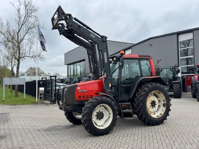 Valtra Valmet 6650 Hitech, voorlader, vloeistofkoppeling - Traktor: slika 1 Valtra Valmet 6650 Hitech, voorlader, vloeistofkoppeling - Traktor: slika 1