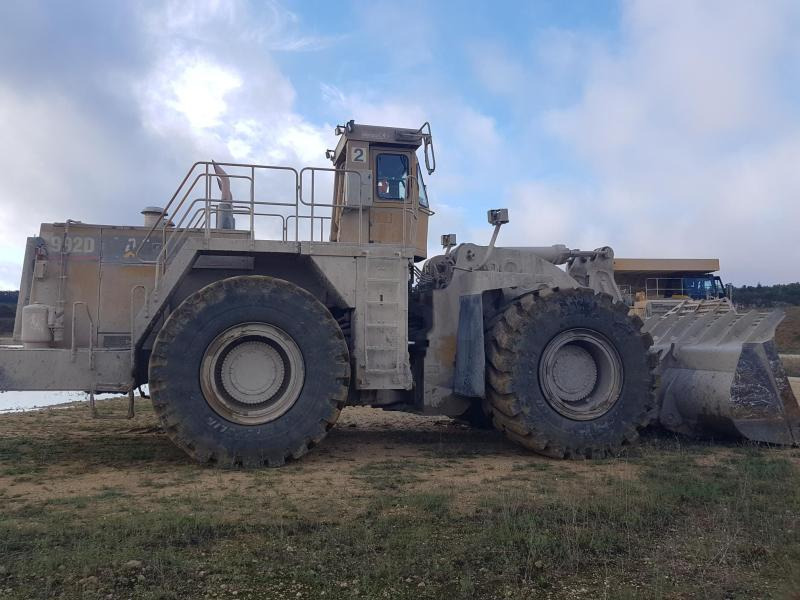 Caterpillar 992D - Utovarivač točkaš: slika 2 Caterpillar 992D - Utovarivač točkaš: slika 2