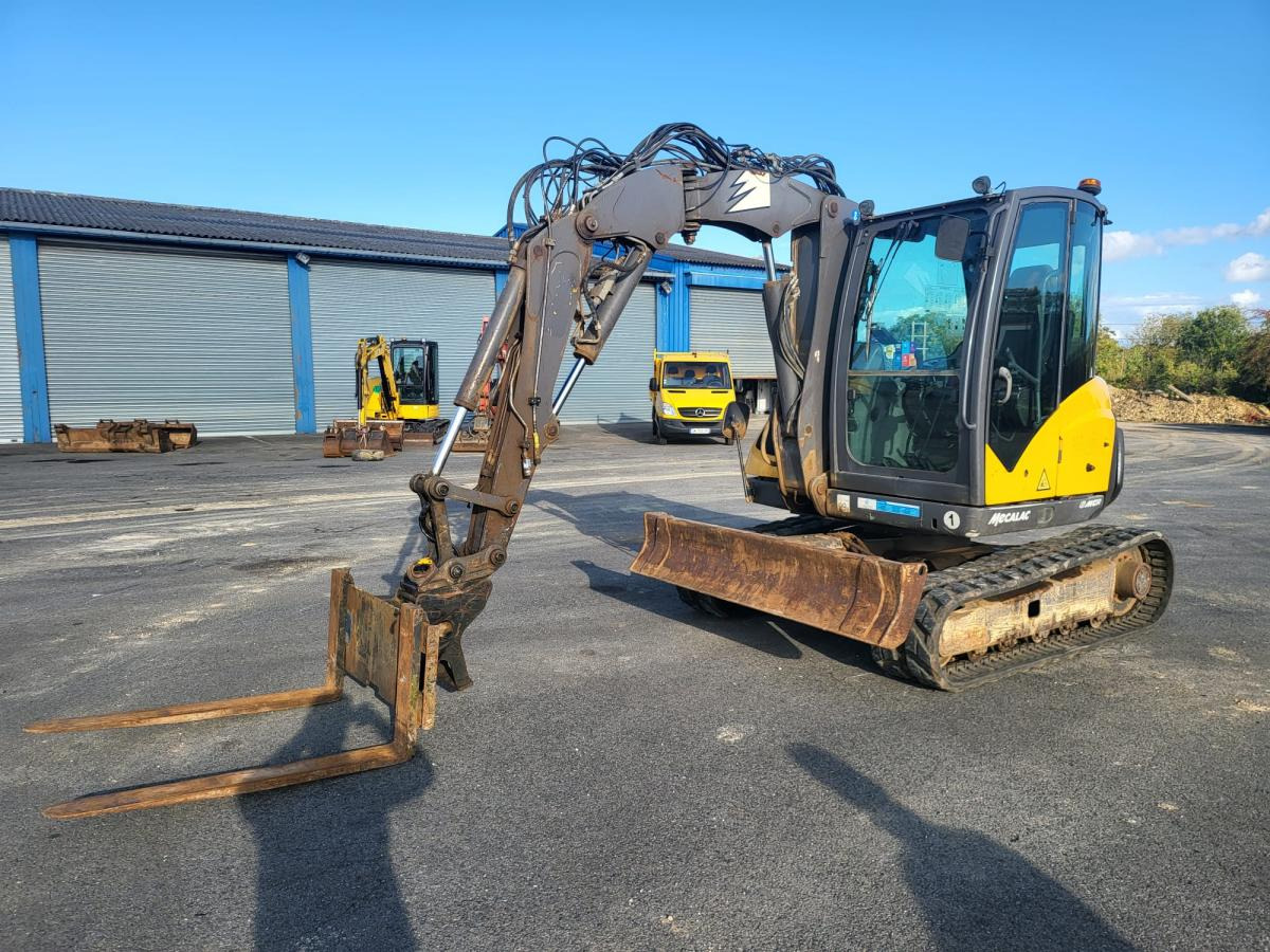 Mecalac 6 MCR - Mini bager: slika 1 Mecalac 6 MCR - Mini bager: slika 1
