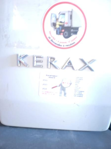 Istovarivač, Kamion sa dizalicom Renault 370.32 DXI: slika 13