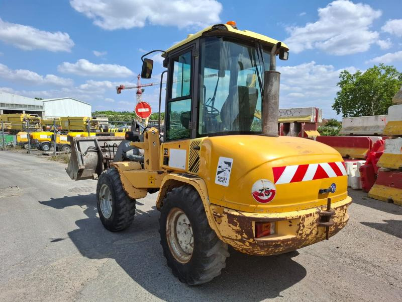 Volvo L 30 - Utovarivač točkaš: slika 5 Volvo L 30 - Utovarivač točkaš: slika 5