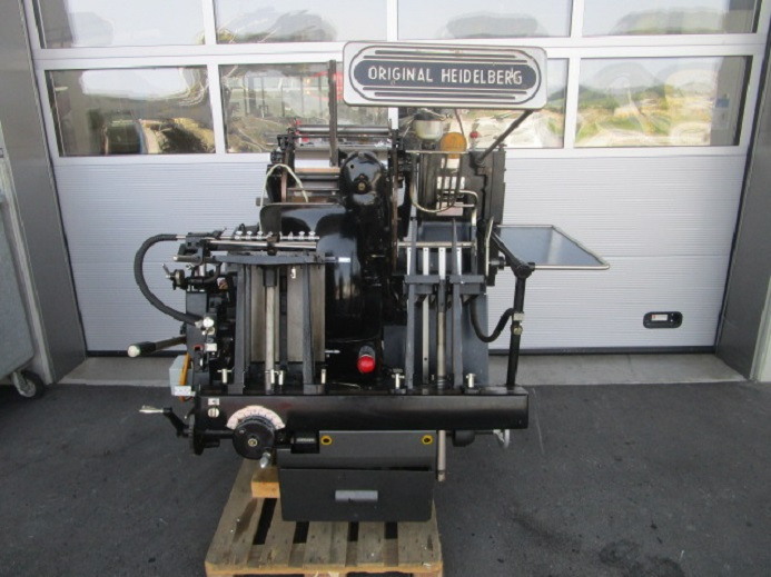 HEIDELBERG TIEGEL A4 MIT HEISSFOLIENPRÄGEEINRICHTUNG - Ofset mašina: slika 3 HEIDELBERG TIEGEL A4 MIT HEISSFOLIENPRÄGEEINRICHTUNG - Ofset mašina: slika 3