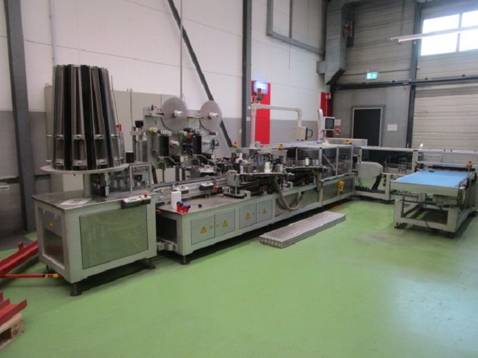 BECHER ETIKETTIERANLAGE SCHLEUTER GU 4S 6 - Industrijska oprema: slika 1 BECHER ETIKETTIERANLAGE SCHLEUTER GU 4S 6 - Industrijska oprema: slika 1