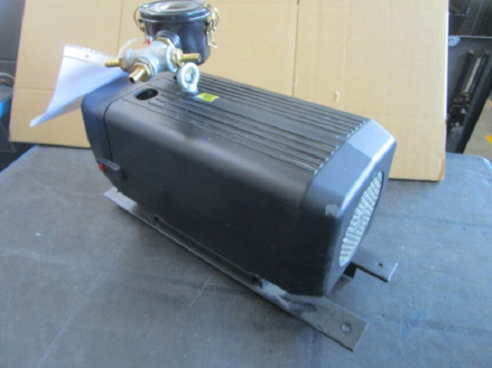 KOMPRESSOR BUSCH SV 1016 C 000 IHZZ - Rezervni deo za Štamparska mašina: slika 3 KOMPRESSOR BUSCH SV 1016 C 000 IHZZ - Rezervni deo za Štamparska mašina: slika 3