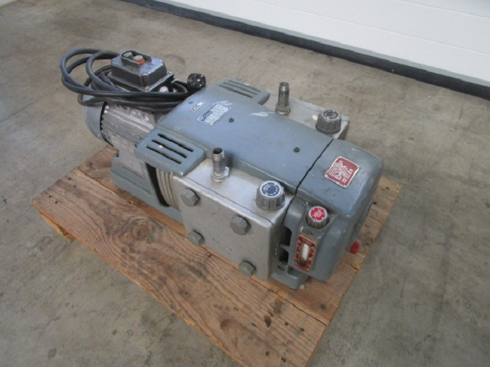 KOMPRESSOR RIETSCHLE CL40 DV - Rezervni deo za Štamparska mašina: slika 2 KOMPRESSOR RIETSCHLE CL40 DV - Rezervni deo za Štamparska mašina: slika 2