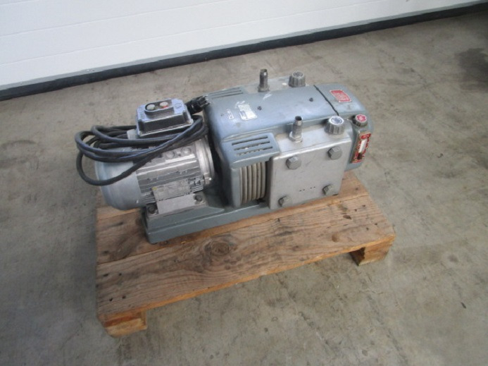 KOMPRESSOR RIETSCHLE CL40 DV - Rezervni deo za Štamparska mašina: slika 3 KOMPRESSOR RIETSCHLE CL40 DV - Rezervni deo za Štamparska mašina: slika 3