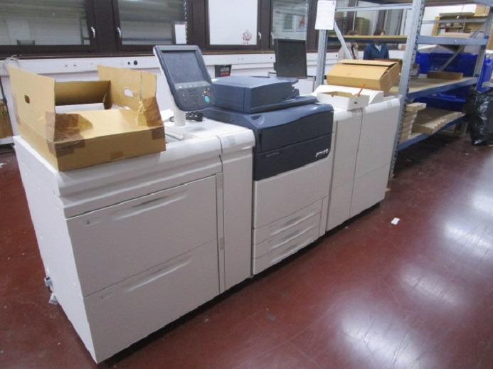 XEROX VERSANT 180 PRESS - Mašina za digitalnu štampu: slika 2 XEROX VERSANT 180 PRESS - Mašina za digitalnu štampu: slika 2