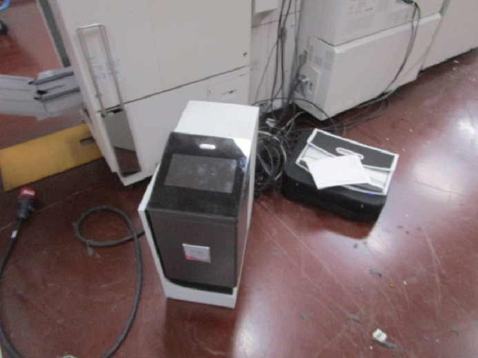 XEROX VERSANT 180 PRESS - Mašina za digitalnu štampu: slika 4 XEROX VERSANT 180 PRESS - Mašina za digitalnu štampu: slika 4