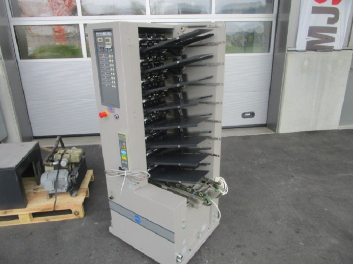ZUSAMMENTRAGTURM HORIZON MC-80a MIT KOMPRESSOR - Štamparska mašina: slika 4 ZUSAMMENTRAGTURM HORIZON MC-80a MIT KOMPRESSOR - Štamparska mašina: slika 4