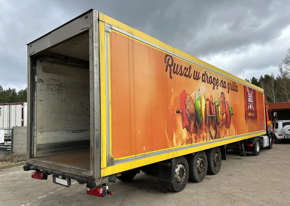 Schmitz Cargobull CHŁODNIA / IZOTERMA / KONTENER / MAGAZYN / 3 SZTUKI !! - Poluprikolica hladnjače: slika 5 Schmitz Cargobull CHŁODNIA / IZOTERMA / KONTENER / MAGAZYN / 3 SZTUKI !! - Poluprikolica hladnjače: slika 5