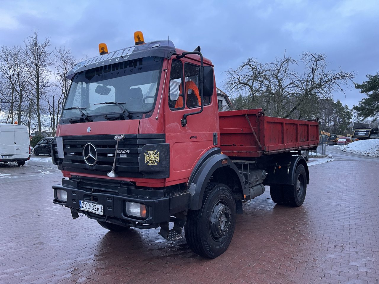 MERCEDES-BENZ 1824 - Istovarivač: slika 3 MERCEDES-BENZ 1824 - Istovarivač: slika 3