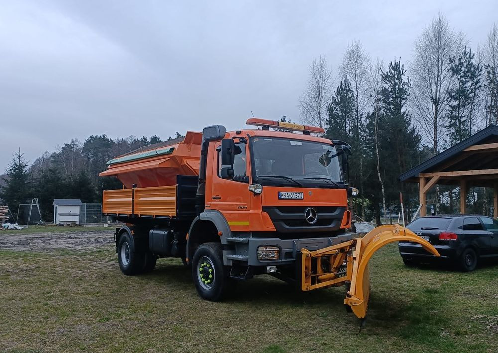 Mercedes-Benz Axor 1824 - Vozilo za čišćenje snega: slika 4 Mercedes-Benz Axor 1824 - Vozilo za čišćenje snega: slika 4