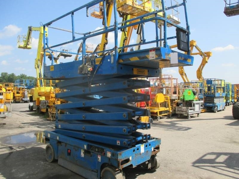 Haulotte Compact 14 - Lift u obliku makaza: slika 4 Haulotte Compact 14 - Lift u obliku makaza: slika 4